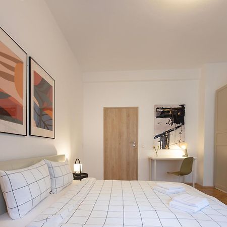 Ultracentral Hong Kong 3 Bdrm Apartment Bukareszt Zewnętrze zdjęcie