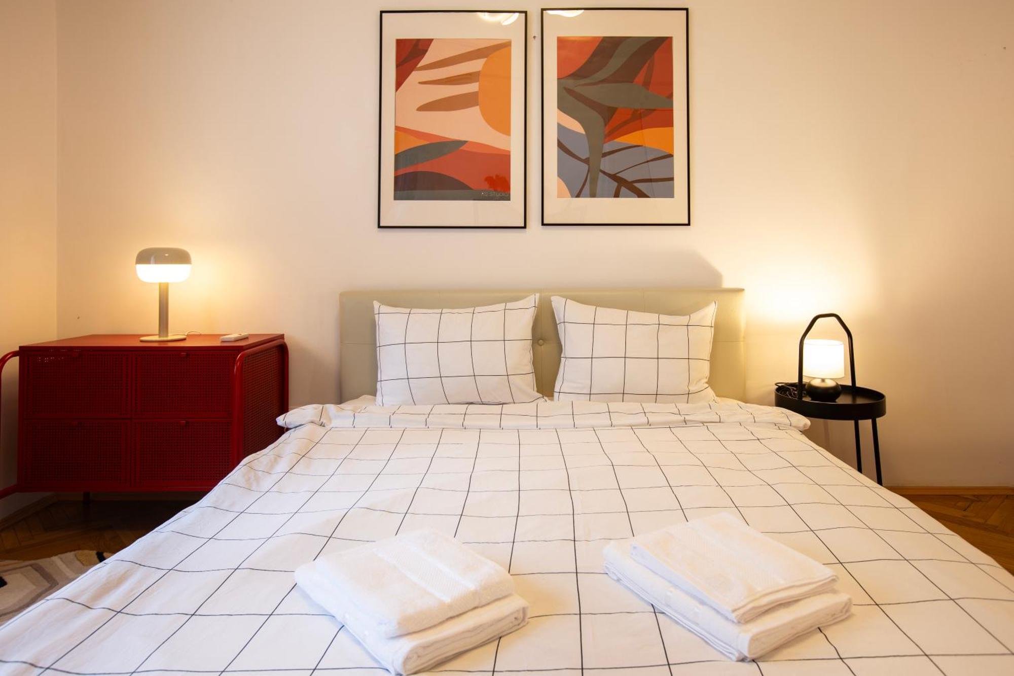 Ultracentral Hong Kong 3 Bdrm Apartment Bukareszt Zewnętrze zdjęcie